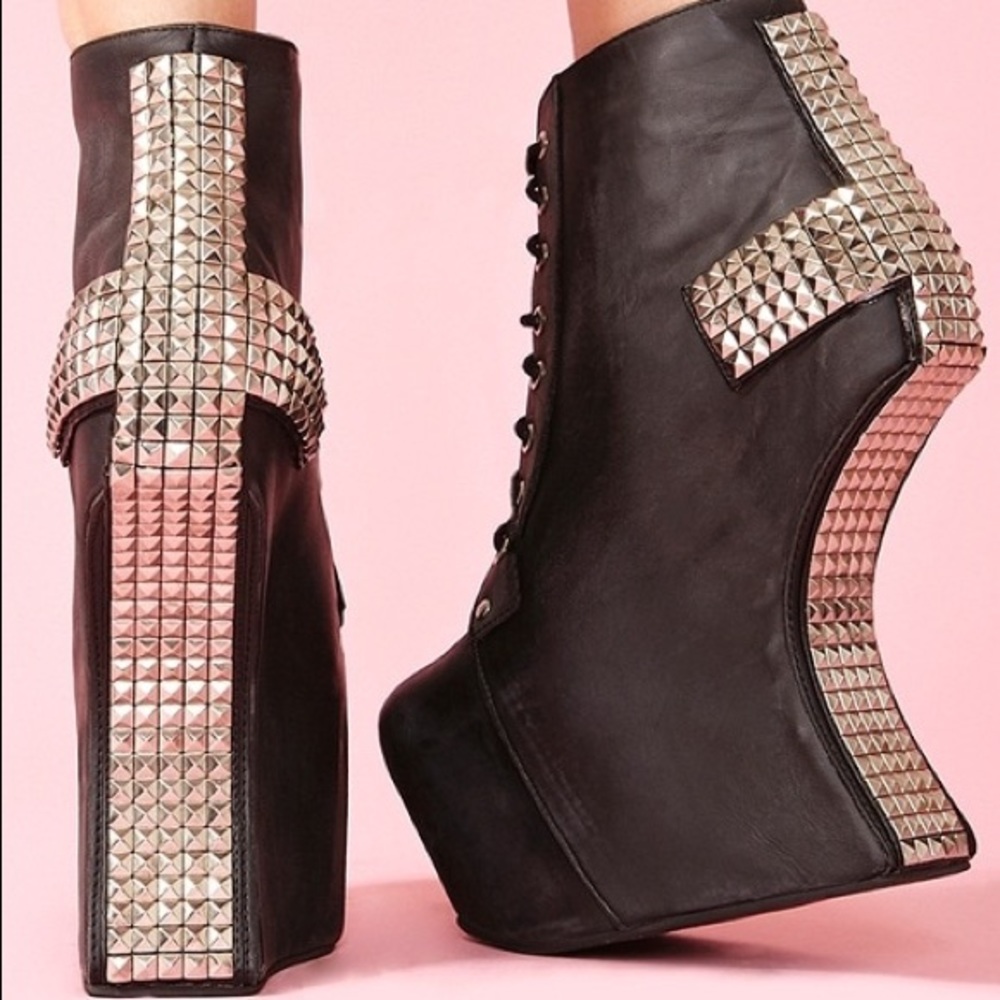 Jeffrey Campbell Holy Studded Cross Suede Grey